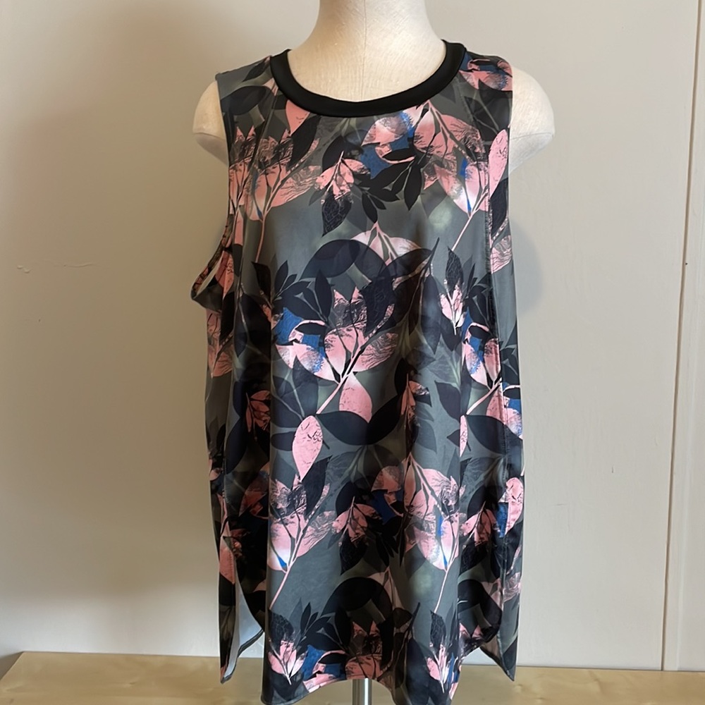 NWOT Women’s Crane Athletic Tank